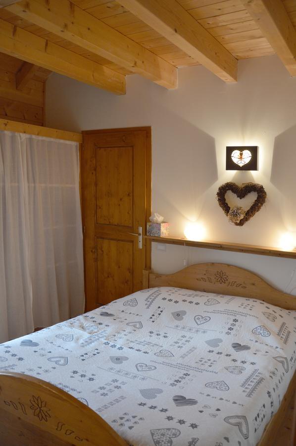 Chambre D'Hotes Les Pralets Saint-Eustache Eksteriør billede